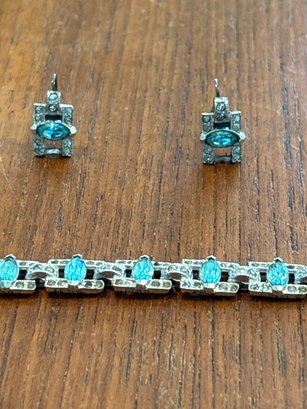 Vintage Rhinestone And Bracelet And Earrings Set Blue Topaz (14)