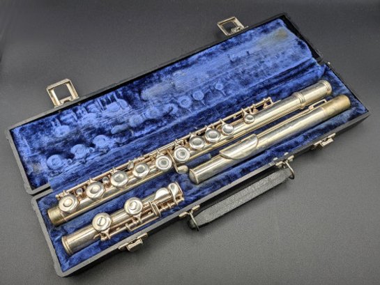 Gemeinhardt Flute W/Case
