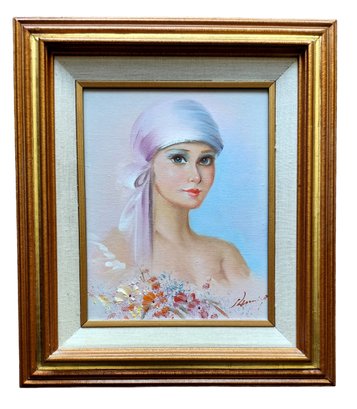 Well Done Signed Vintage Beautiful Lady Portrait Oil Painting