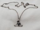 Vintage Sterling Silver 16' Italian Necklace With A Lovely Wine Grapes Pendant ~ 2.57 Grams