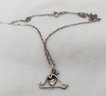 Vintage Sterling Silver 16' Italian Necklace With A Lovely Wine Grapes Pendant ~ 2.57 Grams