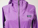 Patagonia Women's Two Tone Purple Lightweight Nylon Jacket - Size Large (Tote 2)