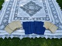 Large Lot Of Napkins From Ralph Lauren And Beautiful Laced Embroidered Handmade Vintage Tablecloth