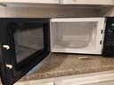 MICROWAVE OVEN