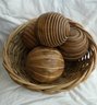 Decorative Carved Solid Wooden Spheres