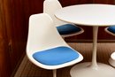 Mid-Century Modern Set Of Five Saarinen-Style Tulip Dining Chairs And Table By Contemporary Shells
