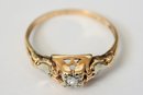 Antique Yellow And White 10k Yellow Gold Ring With Center Diamond (Size 6)