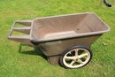 Rubbermaid Rolling Outdoor Wheelbarrow/Cart