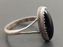 VINTAGE NATIVE AMERICAN STERLING SILVER ONYX RING