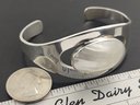 VINTAGE STERLING SILVER MOTHER OF PEARL CABOCHON CUFF BRACELET