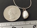 VINTAGE STERLING SILVER NECKLACE WITH NICE PEARL PENDANT