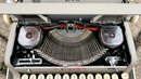 Vintage Royal Quiet De Luxe Typewriter