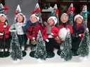 Just In Time For The Holidays - 8 BYER'S CHOICE Figures - THE CAROLERS - From 1994 & 1998 - PLUS 15 T322q
