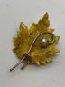8 Vintage Pins/brooches