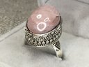 Wonderful 925 / Sterling Silver & Dome Rose Quartz Ring - Lovely Silver Details - Brand New Never Worn !