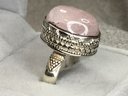 Wonderful 925 / Sterling Silver & Dome Rose Quartz Ring - Lovely Silver Details - Brand New Never Worn !