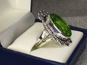 Fantastic 925 / Sterling Silver Cocktail Ring With Large Faceted Peridot - Very Pretty Ring - Brand New !