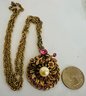 VINTAGE GOLD TONE PINK RHINESTONE FAUX PEARL NECKLACE