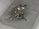 Very Pretty 925 / Sterling Silver Leaf / Leafy Ring - Made In Israel - Brand New Never Worn - Very Nice Ring