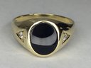 Incredible Vintage Mans Ring - All Solid 10K Gold With Onyx & Diamond - Very Nice CLASSIC Style - NICE !