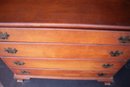 Antique American 4 Drawer Chest Of Drawers With Attachable Mirror