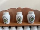 Gloria Vanderbilt Wooden Spice Rack With Ceramic Spice Jars From England
