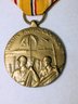 Vintage WWII Asiatic Pacific Campaign Medal ( 1 Of 2 )