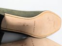 Ladies Anne Klein Green Velvet Shoes - Size 9