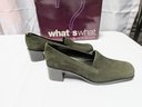 Ladies What's What By Aerosoles,  Green Velvet Shoes - Size 8.5