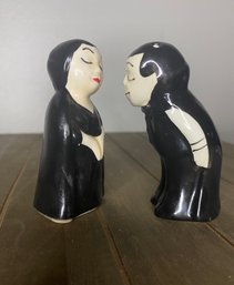 DRACULA Love At First Bite- Salt And Pepper Shakers