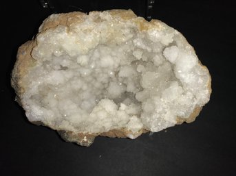 Quartz  Geode  ,7LB