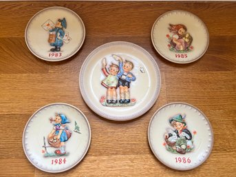 Goebel Collectors Club Annual Plate 1983 To 1986 W/1985 Platter