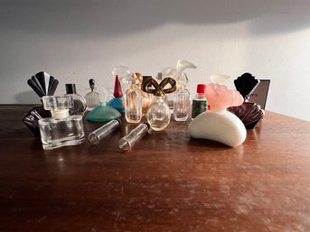 Mini Perfume Bottles And Scents