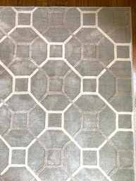 Redi Cut Wool Hexagon Motif Area Carpet Size 13 X 8  (LOC: F2)