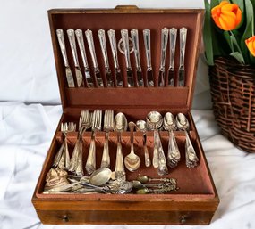 A Large Collection Of Silver Plated Flat Ware By Naken's