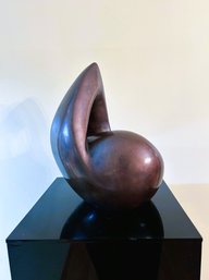 Bronze 1976 Sculpture By Naomi Schindler (1919-1991) On Black Acrylic Pedestal
