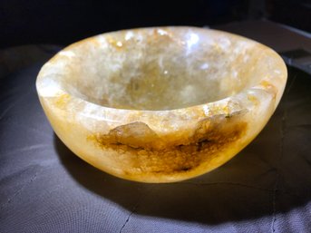 Beautiful Crystal Bowl, 4 LB 4 Oz, 7 Inch By 6 Inch