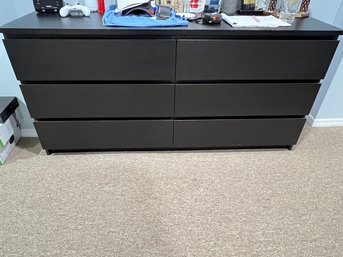 Black Wood 6 Drawer Dresser