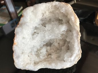 Quartz Crystal Geode , 1 LB