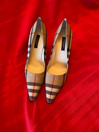 Burberry Pumps Size 37