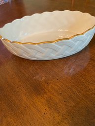 LENOX Criss- Cross  Pie Shaped Bowl