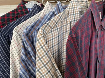 6 Duluth Trading Co. Shirts, Mens Size MEDIUM (#5 ) Like New & Professionally Laundered.