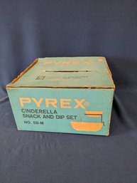 Pyrex Cinderella Snack And Dip Set No. 59M In Original Box