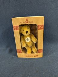 Steiff Club 1997 Margarete Steiff Replica Miniature Bear