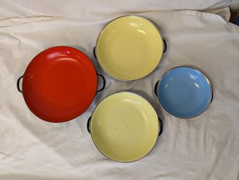 Vintage Enamel Pan / Skillet / Enamelware Nesting Pans