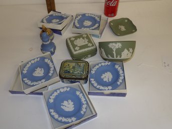 Ten Pieces Wedgwood Jasperware And A Restored Antique Delft Hinged Box