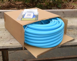 100 Ft. Aquajoe Premium Hybrid Polymer Garden Hose - New In Box