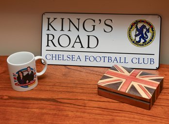 Kings Road Chelsea Football Club Sign With Union Jack Flag Wood Box And Prince William And Kate Mug