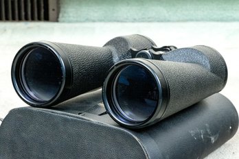 Pair Of Orion 10 X 70 Field Binoculars With Case