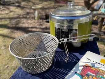 1970 Vintage Sears Countertop Crockpot Style Cooker-Fryer